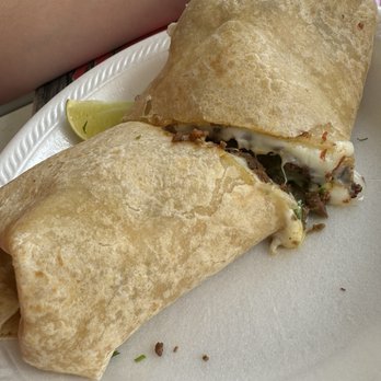 Taqueria el Toluca - Fajita burrito - Food Trucks Near Me - Katy, Texas Taqueria el Toluca - Fajita burrito - Food Trucks Near Me - Katy, Texas