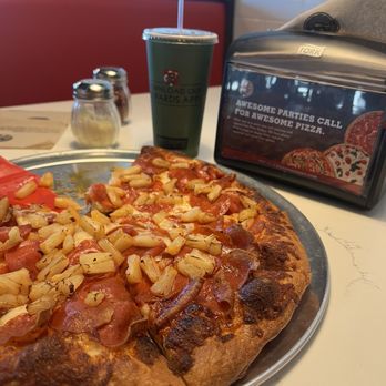 Pizza Factory - Pepperoni and Pineapple Pizza. - Salad Near Me - Bakersfield, California Pizza Factory - Pepperoni and Pineapple Pizza. - Salad Near Me - Bakersfield, California