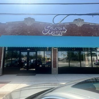 Ruthie's Cafe - Outside - Cafes Near Me - Dallas, Texas Ruthie's Cafe - Outside - Cafes Near Me - Dallas, Texas