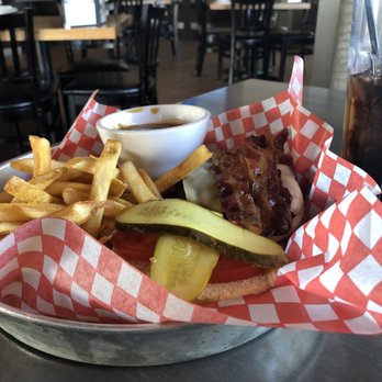 Chuck's Roadhouse Pickering - Steakhouses Near Me - Pickering, Ontario