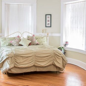 Mansion At Elfindale - St. d Chantel Suite - Bed & Breakfast Near Me - Springfield, Missouri Mansion At Elfindale - St. d Chantel Suite - Bed & Breakfast Near Me - Springfield, Missouri