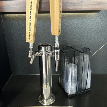 Greensboro Park - Free cold brew and Nitro cold Brew for tenants! - Shared Office Spaces Near Me - McLean, Virginia Greensboro Park - Free cold brew and Nitro cold Brew for tenants! - Shared Office Spaces Near Me - McLean, Virginia