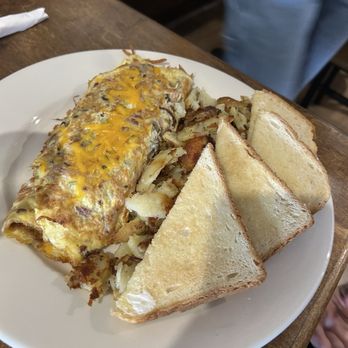 Cafe Atlantic - Meat Lover Omelet - Breakfast & Brunch Near Me - Virginia Beach, Virginia
