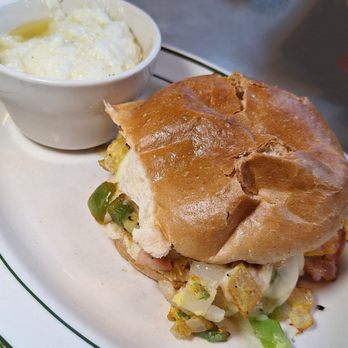 Highland Park Diner - Western Sandwich - Diners Near Me - Rochester, New York