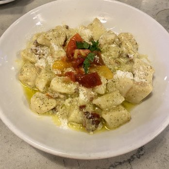 Brick & Brew - Gnocchi in pesto cream sauce with tomatoes - Gastropubs Near Me - Media, Pennsylvania