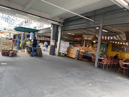 Marché des Capucins by null
