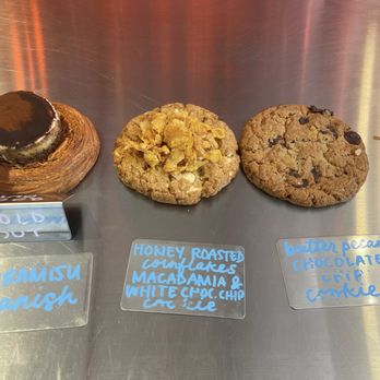 Supermoon Bakehouse - Honey Roasted Cornflake, Macadamia & White Choc Cookie - Bakeries Near Me - New York, New York