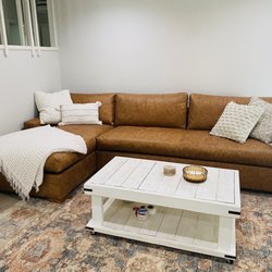 Umana Furniture - 5378 leather sectional