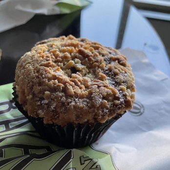 Bouchon Bakery - Blueberry Muffin (TikTok: @justandyvu) - Bakeries Near Me - Las Vegas, Nevada Bouchon Bakery - Blueberry Muffin (TikTok: @justandyvu) - Bakeries Near Me - Las Vegas, Nevada