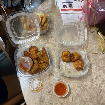 Kin'd - Wings calamari and crispy dumpling - Thai Near Me - Fresh Meadows, New York