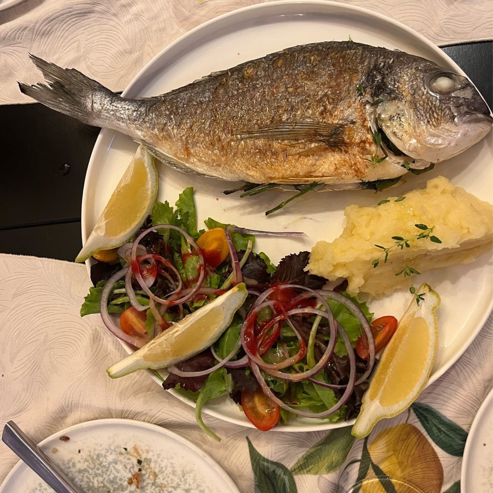 La Cucina - Fish - Italian Near Me - Nice, 06
