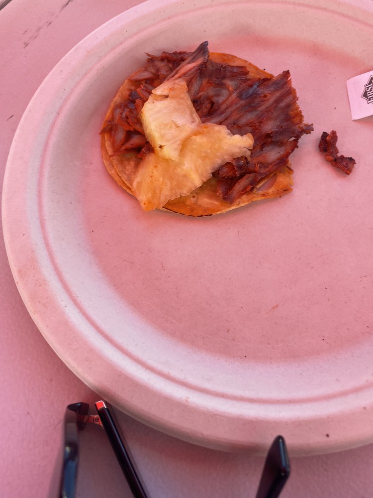 TACOS LEON TRUCK Updated August 2024 21 Photos & 31 Reviews 645 W