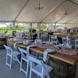 Zugibe Vineyards - Wedding Tent