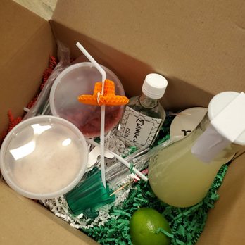 etta - Bucktown - Fun margarita party box for Cinco De Mayo! Sombrero straws, cactus shot glass and reusable metal straws we're a nice touch! - Pizza Near Me - Chicago, Illinois