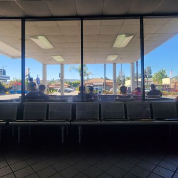 Encino Auto Spa - Waiting room - Car Wash Near Me - Los Angeles, California