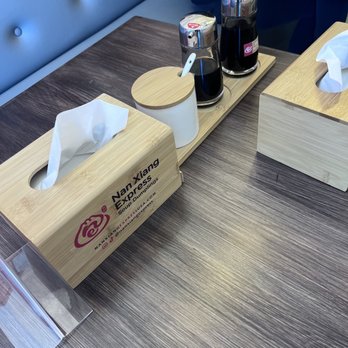 Nan Xiang Express - Shanghainese Near Me - Brooklyn, New York