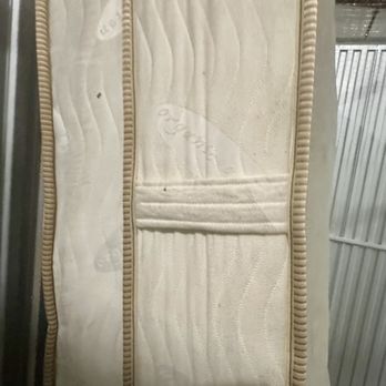 M & D Pro Movers - unprotected mattress - Movers Near Me - Hollywood, Florida