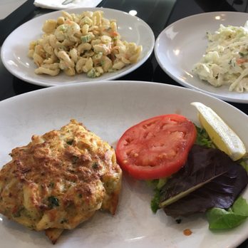 Sip & Bite - Crabcake platter w extra side - Diners Near Me - Baltimore, Maryland