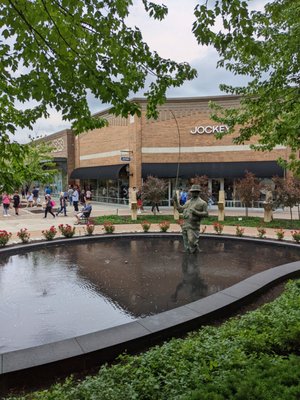 Tanger Kansas City at Legends by null