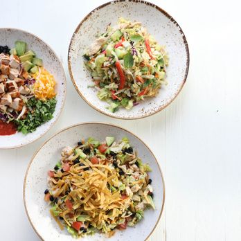 Lazy Dog Restaurant & Bar - House Salads - Breakfast & Brunch Near Me - Northbrook, Illinois