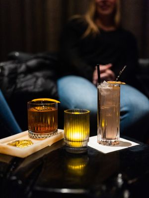 Magnum Speakeasy by null