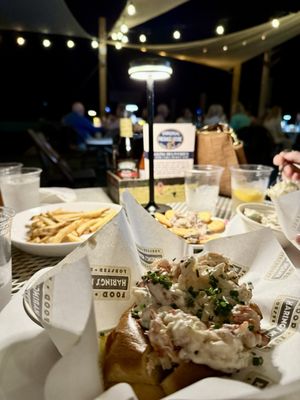 Haring's Noank by null