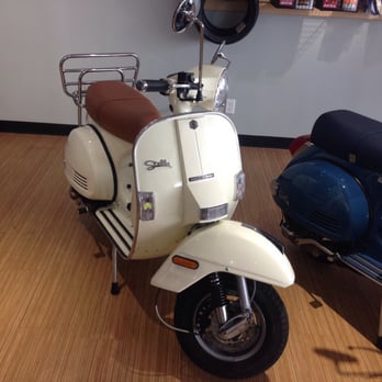 Scoots - Classy Creme Stella - Motorcycle Dealers Near Me - College Station, Texas Scoots - Classy Creme Stella - Motorcycle Dealers Near Me - College Station, Texas