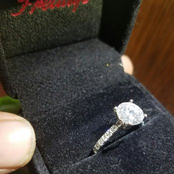 Freddy's Jewelry - Jewelry Near Me - Miami, Florida