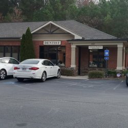 Lifestyle Dentistry - View from parking lot