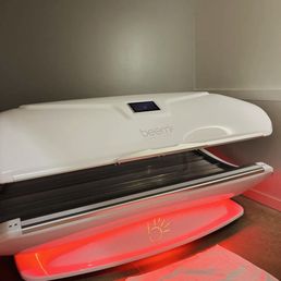 Advanced red light bed that does red, green and blue light! Advanced red light bed that does red, green and blue light!
