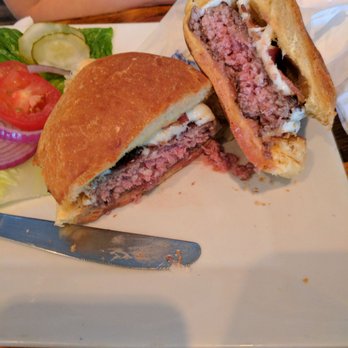 Growlers Beer Bistro - Burger. Amazing. - Bars Near Me - Tuckahoe, New York