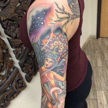 White Lotus Custom Tattoo - Tattoo by Kyle Thomas - Piercing Near Me - Centennial, Colorado