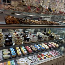 Pastry case Pastry case