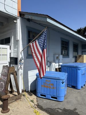 Morro Bay Oyster Company by null