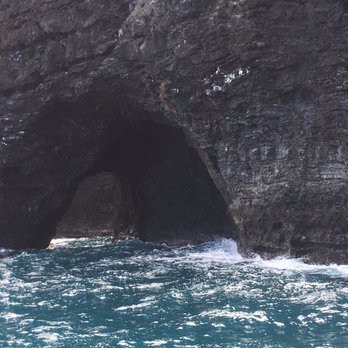 Kauai Sea Tours - Sea caves on the Na Pali coast - Boating Near Me - Eleele, Hawaii