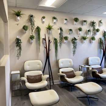 Evolve Anti-Aging - The IV lounge - Weight Loss Centers Near Me - Encino, California Evolve Anti-Aging - The IV lounge - Weight Loss Centers Near Me - Encino, California