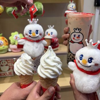 Mixue - Pearl Milk Tea - Bubble Tea Near Me - Irvine, California Mixue - Pearl Milk Tea - Bubble Tea Near Me - Irvine, California