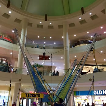 Burbank Town Center - Shopping Centers Near Me - Burbank, California