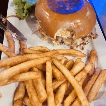 The Omega Grill - Kids Cheeseburger - American Near Me - Spring, Texas