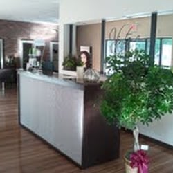Vintage Salon