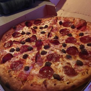 Largo Pizza - Pizza Near Me - Upper Marlboro, Maryland