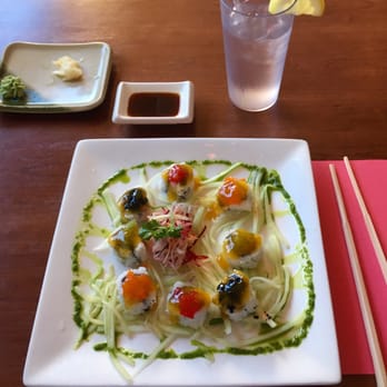 Singo Sushi - Mango Salmon - Japanese Near Me - Waterbury, Connecticut Singo Sushi - Mango Salmon - Japanese Near Me - Waterbury, Connecticut