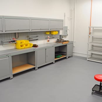 Mann Engineering - Engine room view 2 - Auto Parts & Supplies Near Me - Santa Clara, California