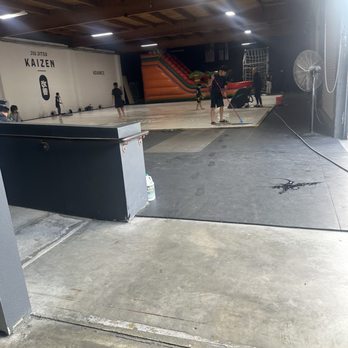 Jiu-Jitsu Kaizen - Gym - Brazilian Jiu-jitsu Near Me - South Pasadena, California Jiu-Jitsu Kaizen - Gym - Brazilian Jiu-jitsu Near Me - South Pasadena, California