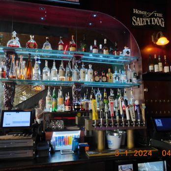 The Tipsy Crow - Tipsy Crow and the bar of the club some of the many products the many that I have seen before the one product that was there is celeberty - Lounges Near Me - San Diego, California The Tipsy Crow - Tipsy Crow and the bar of the club some of the many products the many that I have seen before the one product that was there is celeberty - Lounges Near Me - San Diego, California