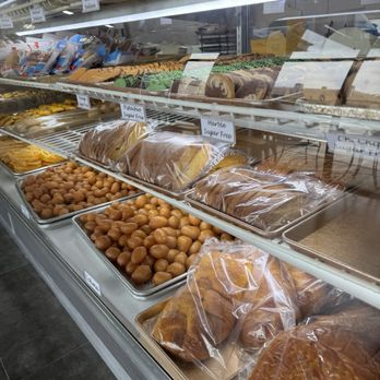 Natalie's Pastry & Cakes - Bakeries Near Me - Carrollton, Texas