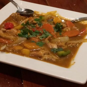 Dagon - Mango chicken curry - Burmese Near Me - Honolulu, Hawaii