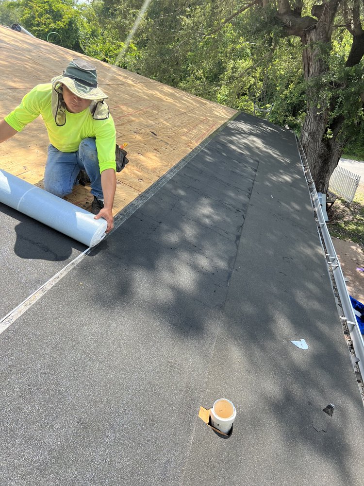 Slide of Roofing G&m Contractor