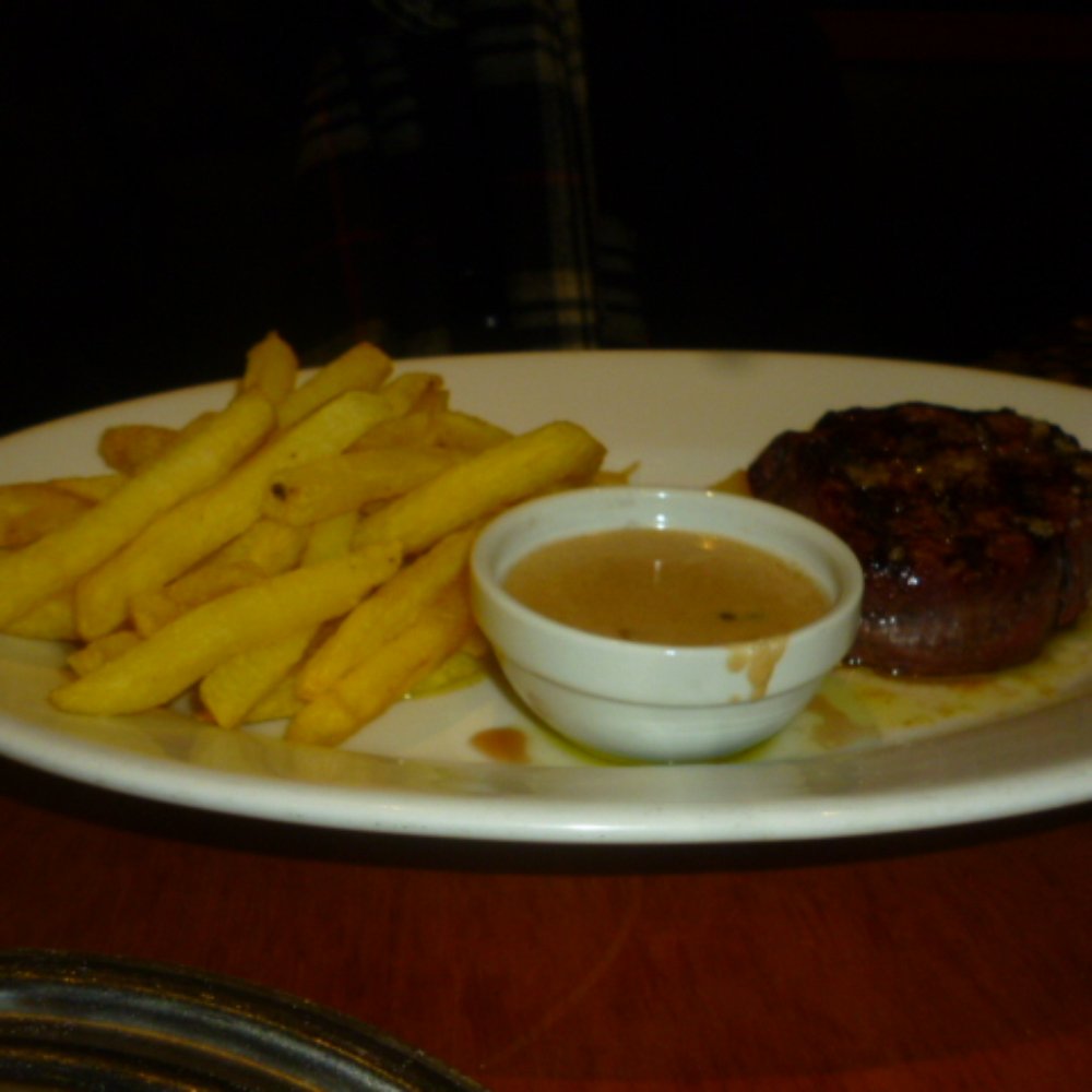 Moncho's - Steak & Fries - Tapas/Small Plates Near Me - Barcelona, B
