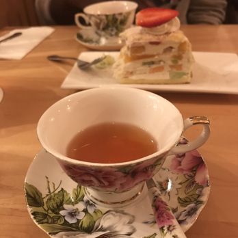 Prince Tea House - Mango Black Tea - Desserts Near Me - Brooklyn, New York